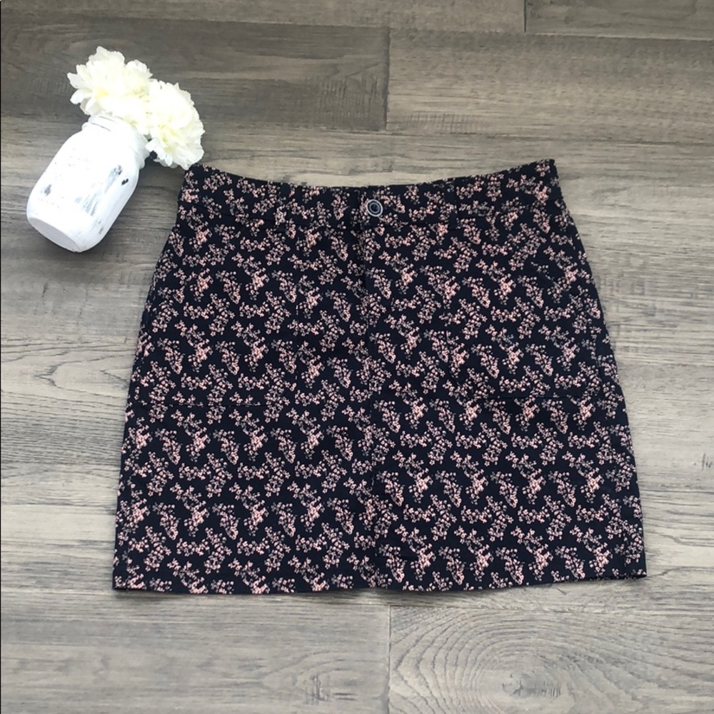 Lee | Mid rise blue w/ pink flower skirt